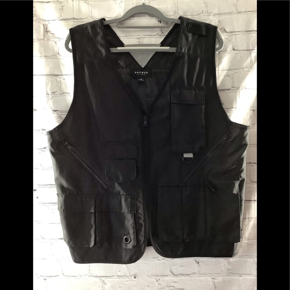PacSun Black Utility Vest